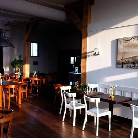 Hotel Tiengemeten 3*